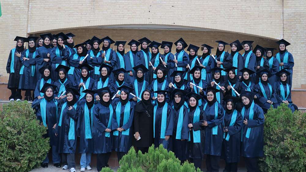 جشن فارغ التحصیلان دبیرستان دخترانه دوره دوم