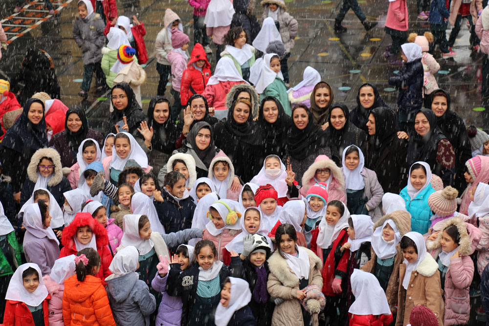 روز برفی دبستان دخترانه دوره اول ناحیه 2